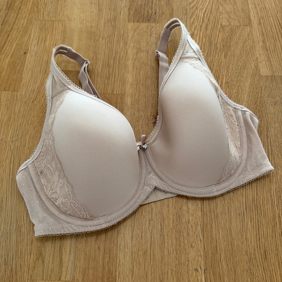 Wacoal Other - Wacoal 36D Nude Retro Chic Seamless Underwire Contour Bra Style 853186